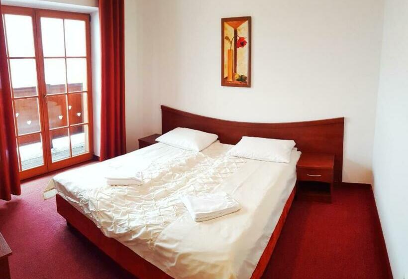 Общежитие Dwór świętoszówka