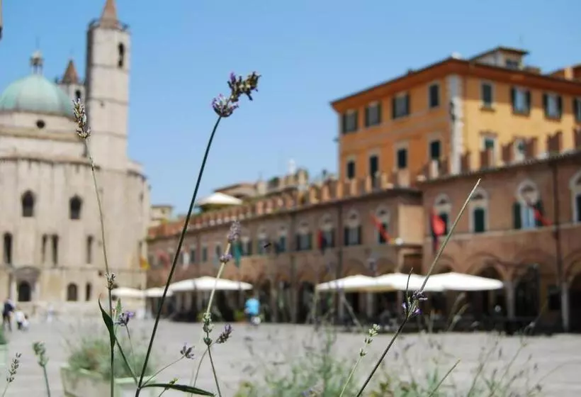 تختخواب و صبحانه A Casa Di Lola