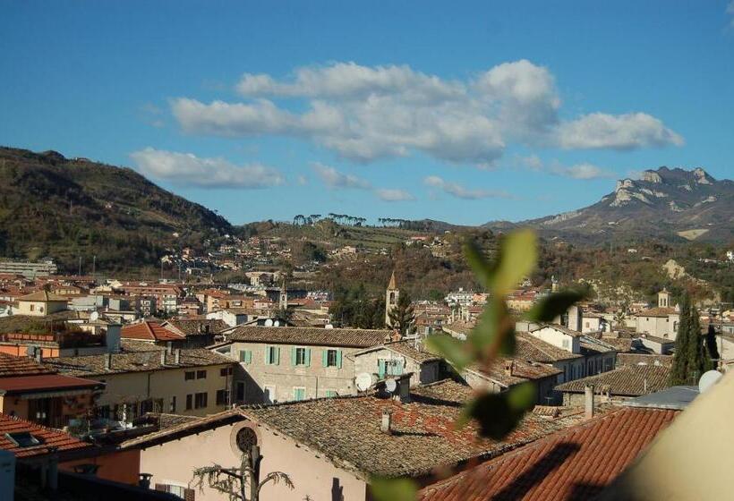 مبيت وإفطار A Casa Di Lola