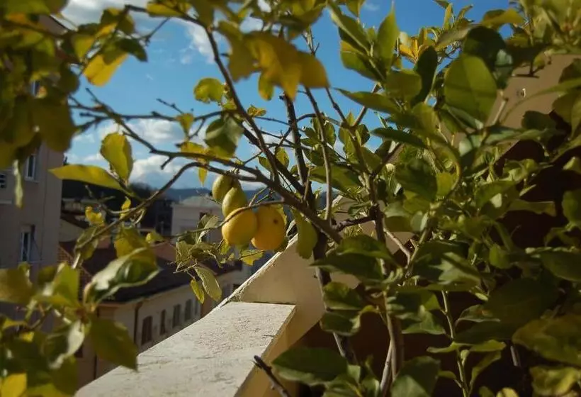 تختخواب و صبحانه A Casa Di Lola