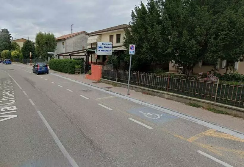 Aamiaismajoitus (B&B) A Paranza