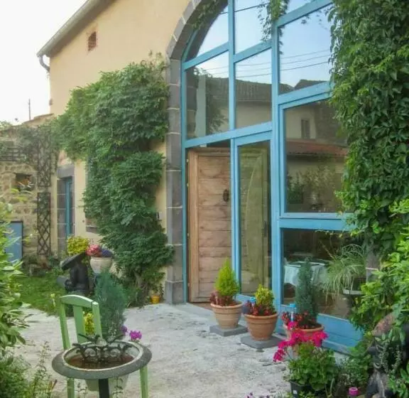 Aamiaismajoitus (B&B) Chambres D Hôtes Le Peyroux