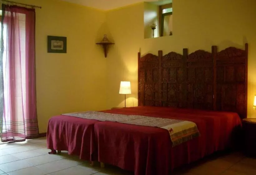 Aamiaismajoitus (B&B) Chambres D Hôtes Le Peyroux