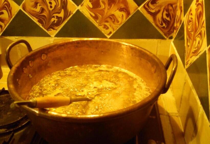 צימר Domaine Du Peyron