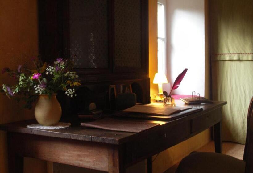 צימר Domaine Du Peyron