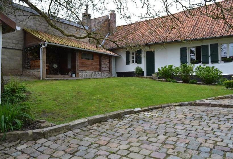 Nocleg ze śniadaniem La Longère D Ecottes