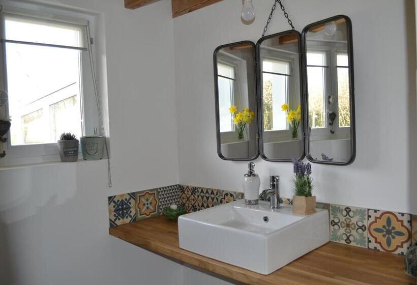 Nocleg ze śniadaniem La Longère D Ecottes