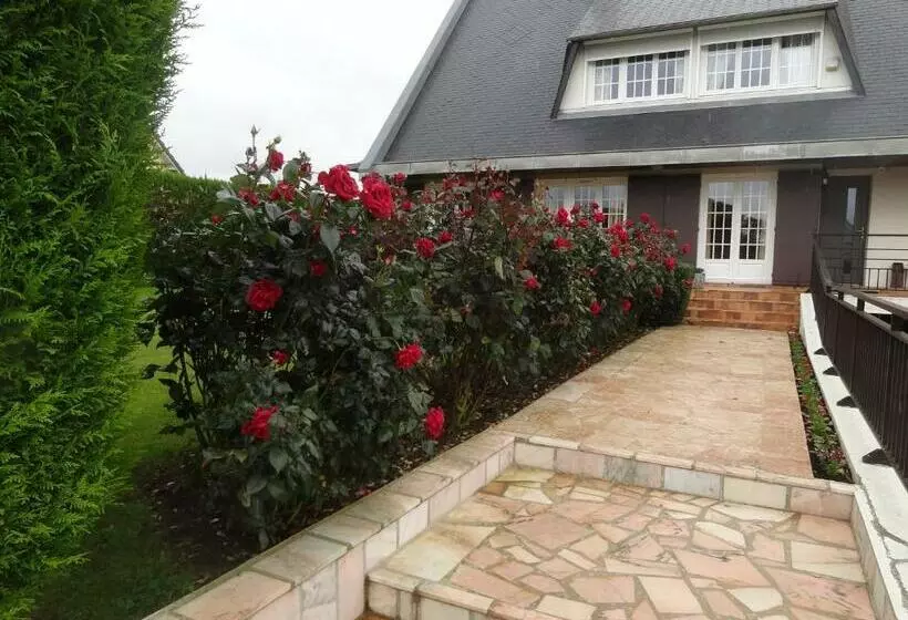 Aamiaismajoitus (B&B) Le Franquevillette