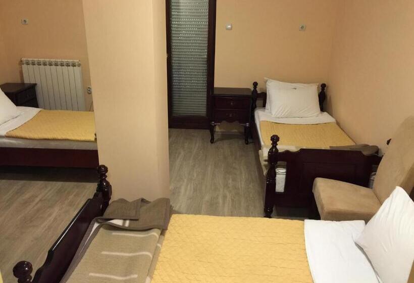 Bed & Breakfast Karavan