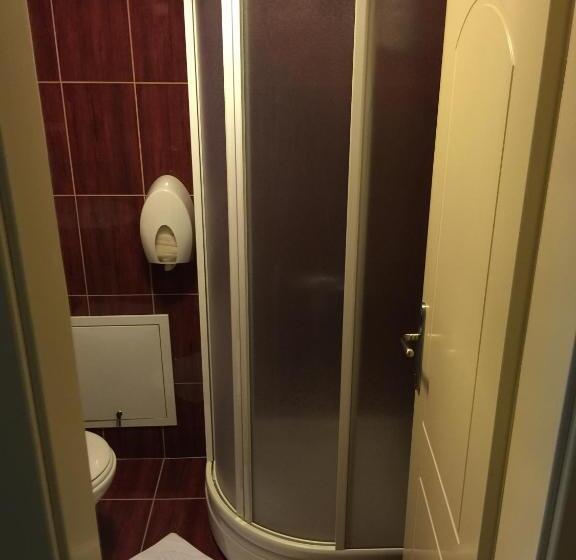 Bed & Breakfast Karavan