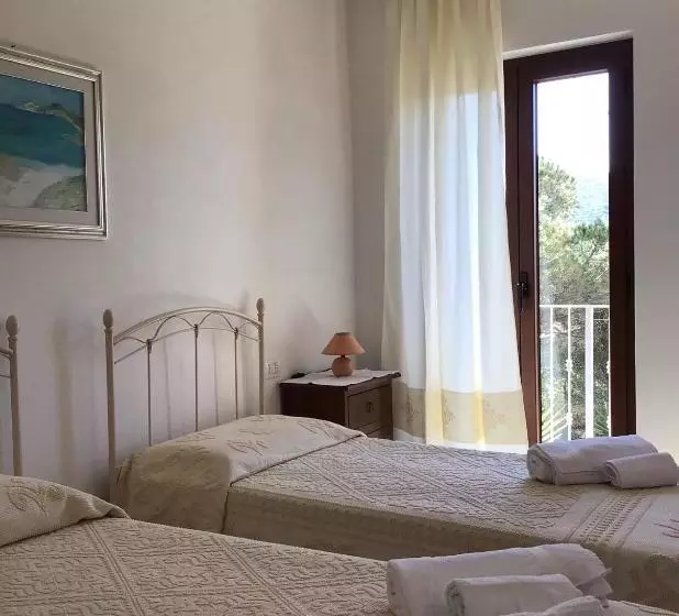 ホテル Agriturismo Lu Stabbiacciu