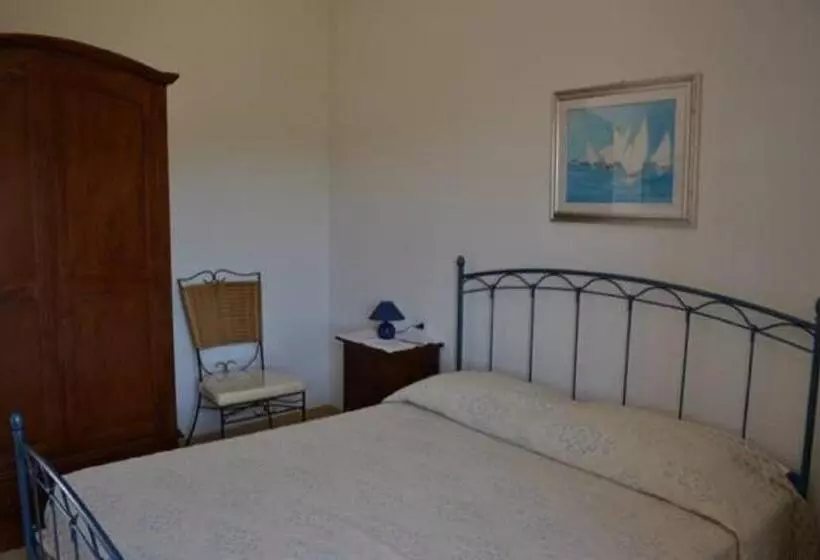ホテル Agriturismo Lu Stabbiacciu