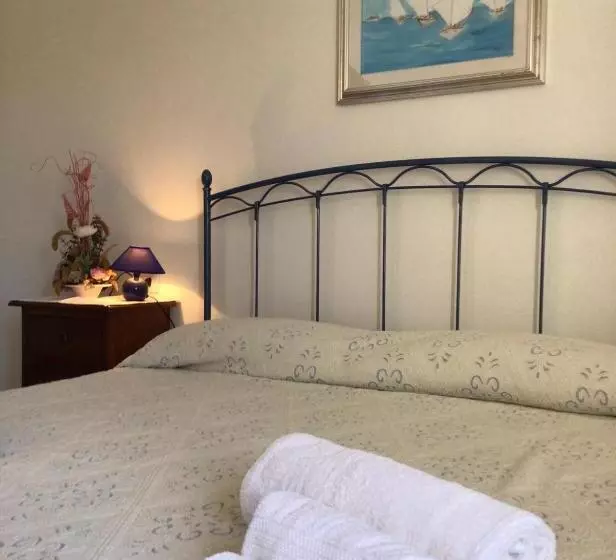 ホテル Agriturismo Lu Stabbiacciu