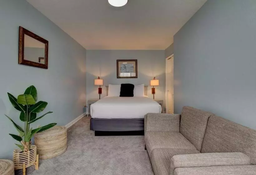 هتل Inn Of The Four Winds Seaside Oceanfront