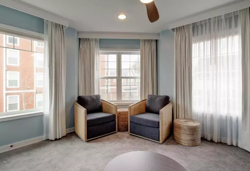 هتل Inn Of The Four Winds Seaside Oceanfront