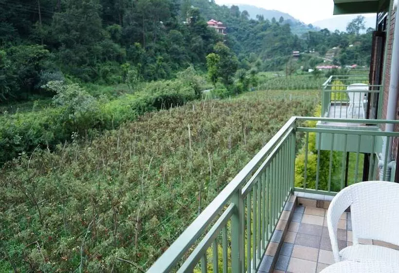 ホテル Kainaat A Riverside Homestay
