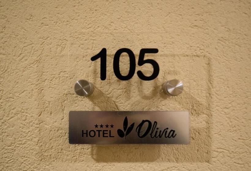 هتل Olivia