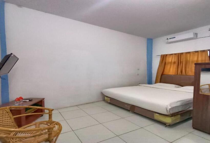 בית מלון כפרי Oyo 92207  Koperasi