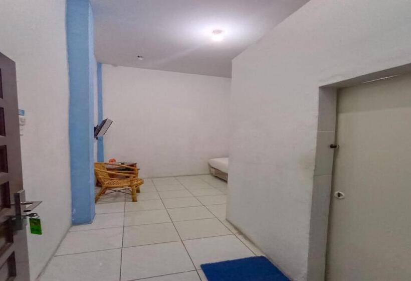 בית מלון כפרי Oyo 92207  Koperasi