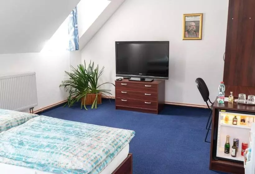 Hotelli Pivovar Kácov