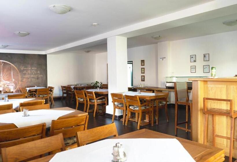 Hotel Pivovar Kácov