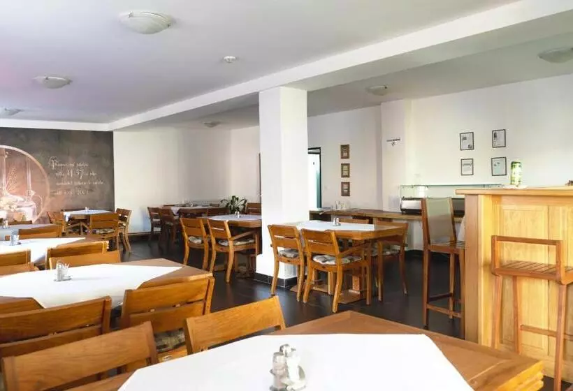 Hotelli Pivovar Kácov