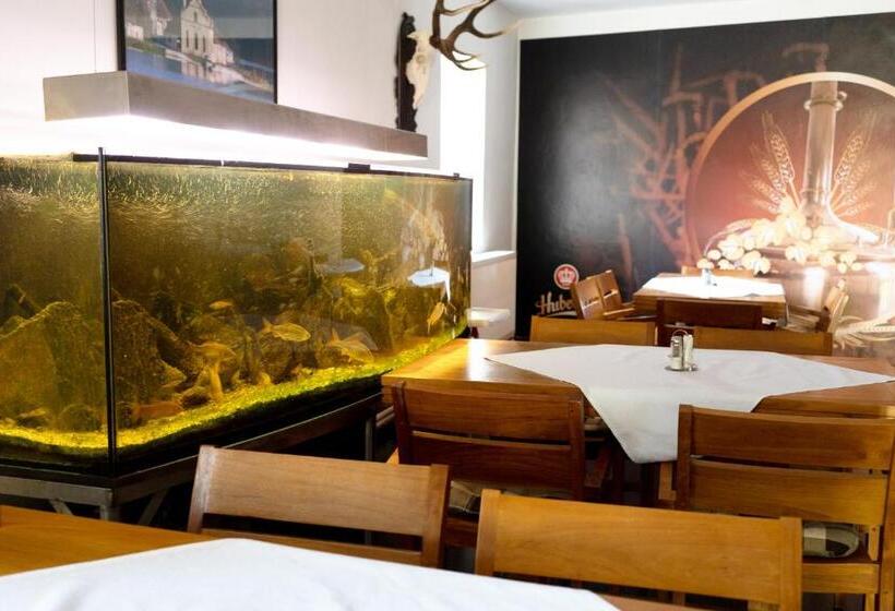 Hotel Pivovar Kácov