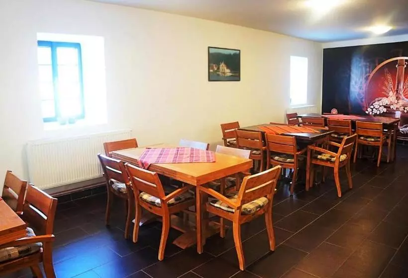 Hotelli Pivovar Kácov