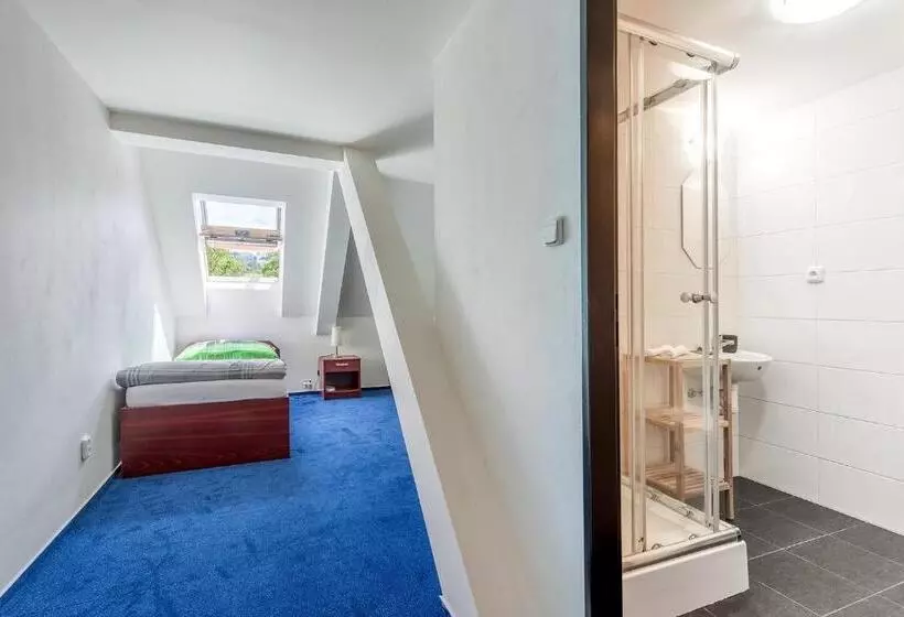 Hotelli Pivovar Kácov