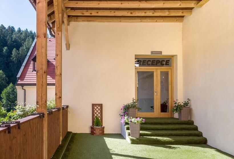 Hotel Pivovar Kácov