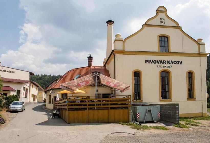 Hotel Pivovar Kácov