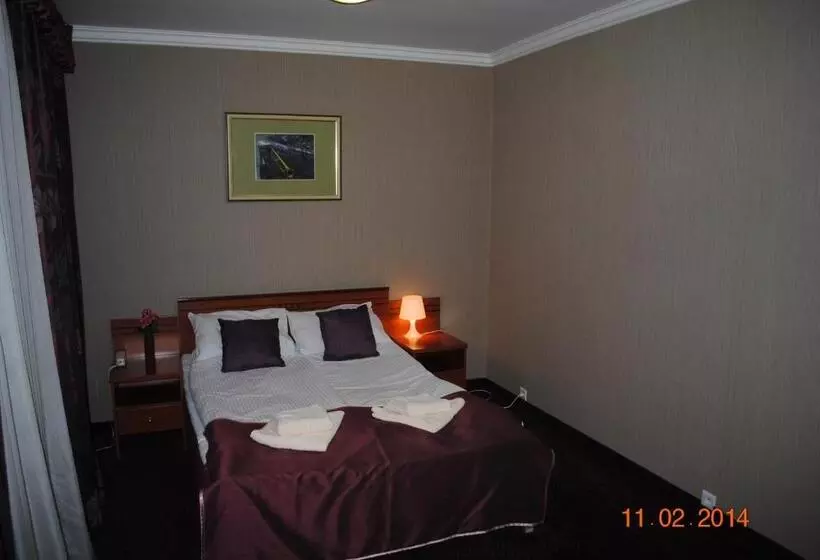 Hotelli Złoty Młyn Polichno