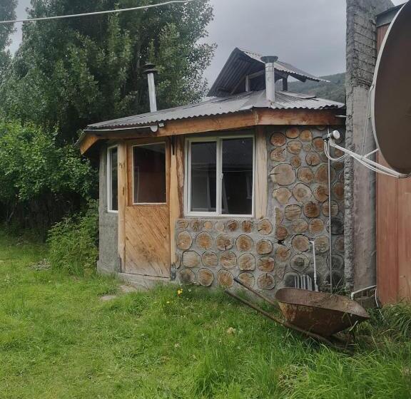 Panzió Cabañas Kela