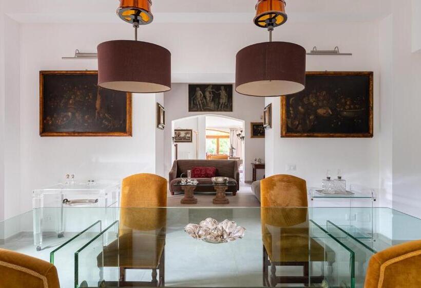 膳宿费 Domus Orestea Luxury Suites