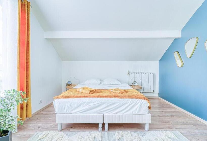 پانسیون Greg & Theo S