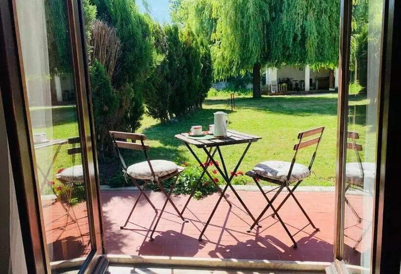 Majatalo Happy Ria House