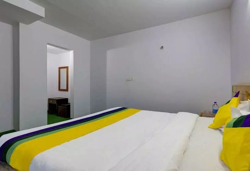 Majatalo Itsy Hotels Shri Gv Inn, 600 Mtrs From Tiffin Top