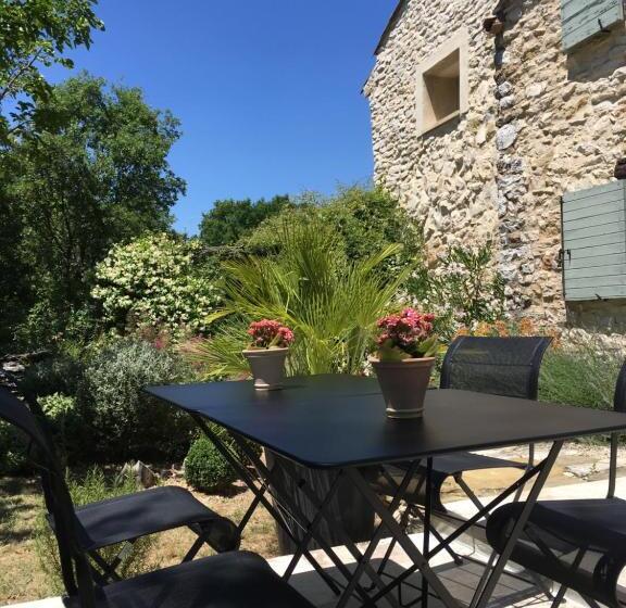 بنسيون Le Jas Du Boeuf