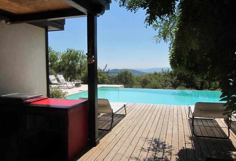 بنسيون Le Jas Du Boeuf