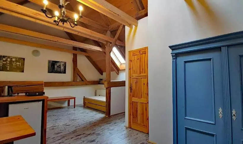 Majatalo Penzion Krakovice