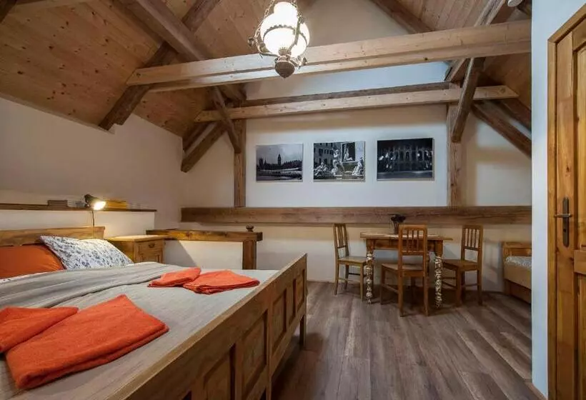 Majatalo Penzion Krakovice