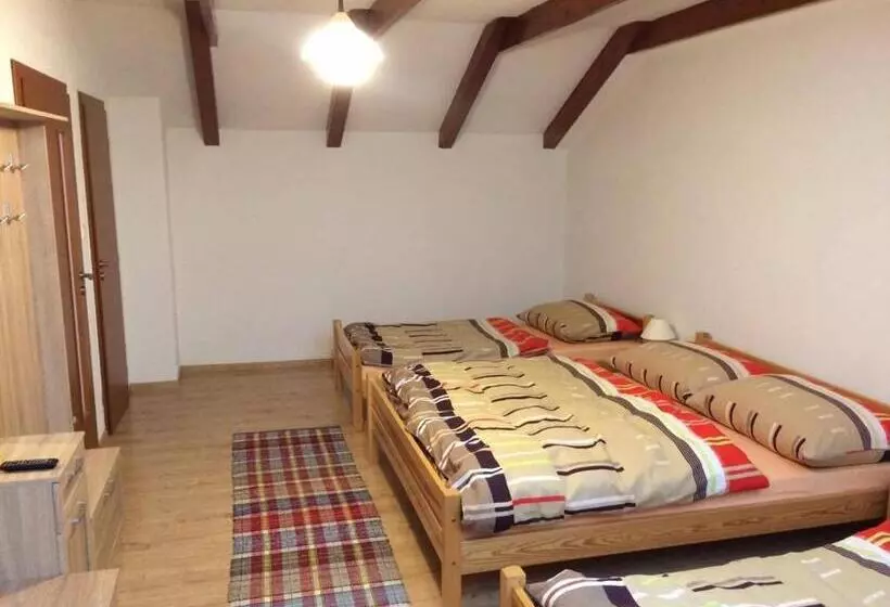 ペンション Ubytovanie U Emila