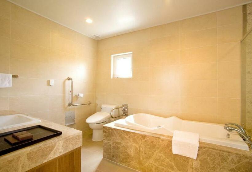 منتجع Castlex Golf Villa