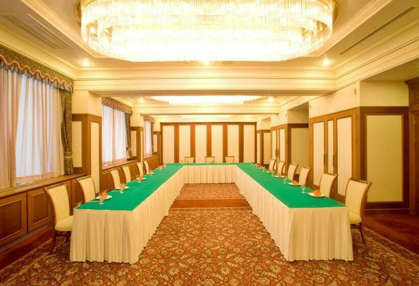 منتجع Castlex Golf Villa