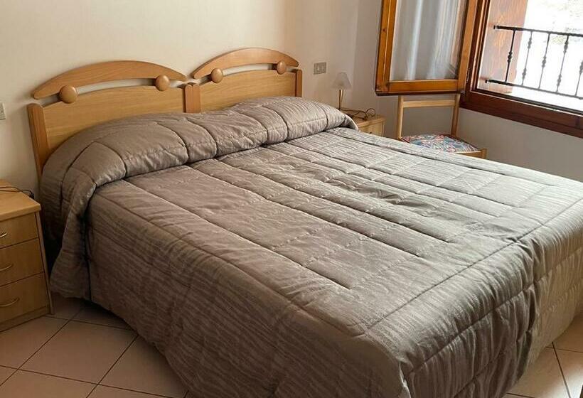 בית מלון כפרי Le Polle