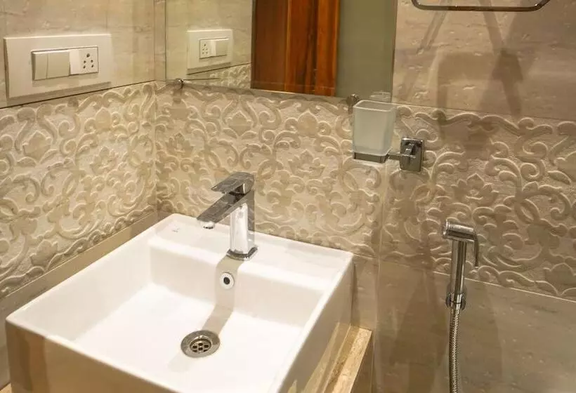 ホテル Treehouse Mars Beach Cottages