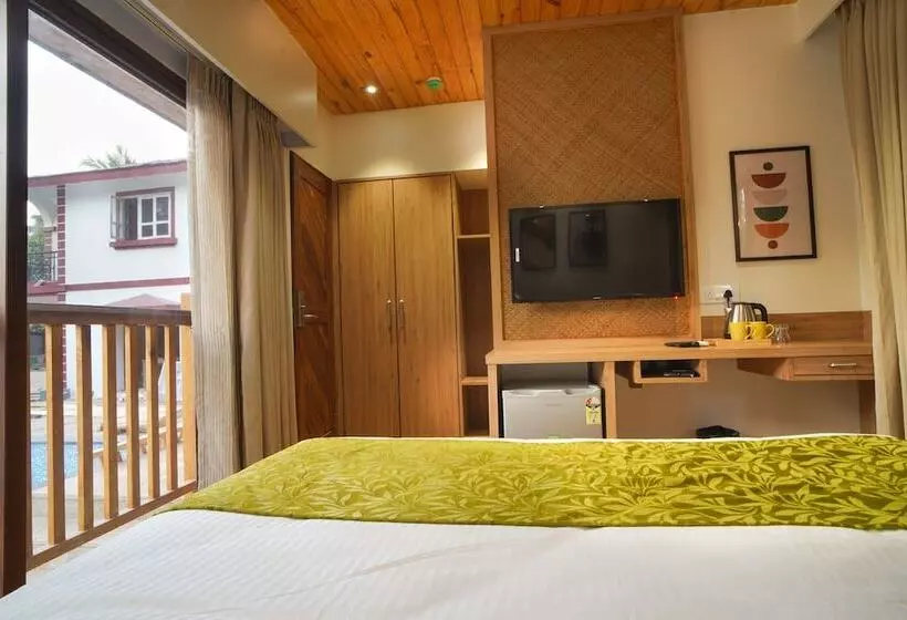 ホテル Treehouse Mars Beach Cottages