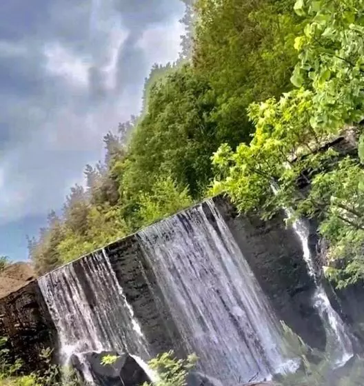 Majatalo бялата къща