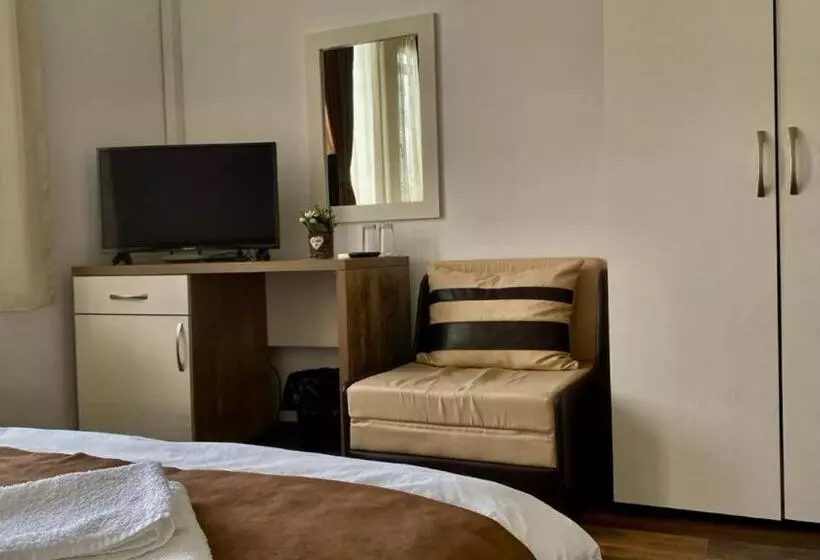 Majatalo бялата къща