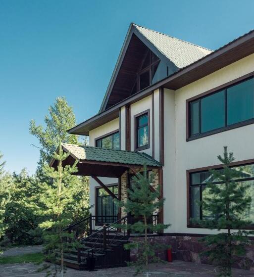 هاستل Borovoe Country Club